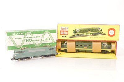 Lot 222 - Hornby-Dublo 00 Gauge 2-Rail 'Crepello' and ACHO  Locomotives