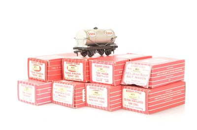 Lot 281 - Hornby-Dublo 00 Gauge 2-Rail Export Goods Rolling Stock (8)