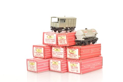 Lot 282 - Hornby-Dublo 00 Gauge 2-Rail Export Goods Rolling Stock (8)
