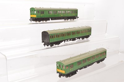 Lot 549 - Hornby-Dublo 00 Gauge 3-Rail BR SR green 3-Car EMU