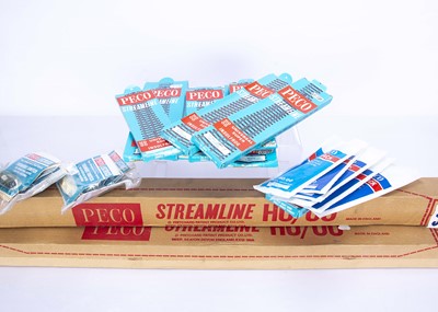 Lot 506 - Peco unused 00 gauge track and track accessories