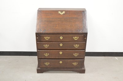 Lot 9 - A Georgian period oak bureau