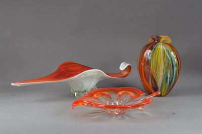 Lot 361 - Three items of studio glass