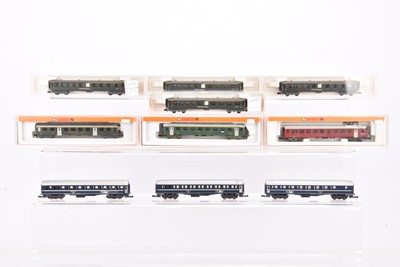 Lot 41 - N Gauge Swiss Coaching Stock