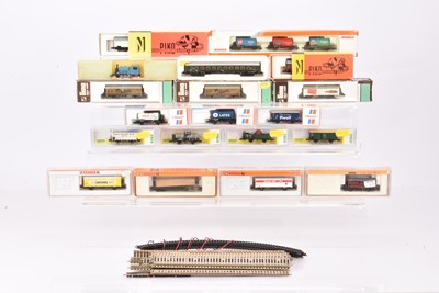 Lot 42 - N Gauge Continental Freight Stock Repainted Tank Locomotive and Other Items