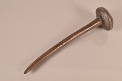 Lot 318 - An unusual Knobkerrie/ Club