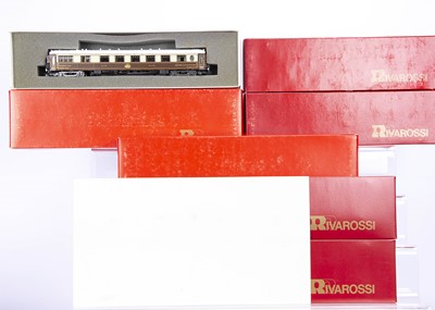 Lot 694 - Rivarossi HO Gauge Compagnie Internationale Des Wagons Lit Coaching Stock