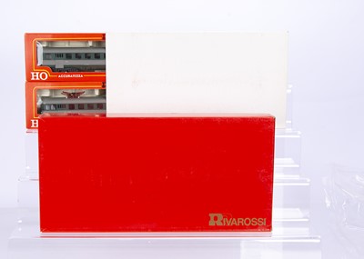 Lot 711 - Rivarossi HO Gauge Swiss and Italian Electric Railcars