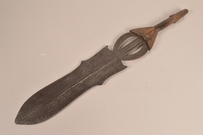 Lot 903 - A Congo Poto Club-Knife