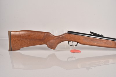 Lot 1055 - A Weihrauch HW57 .22 Under Lever Air Rifle