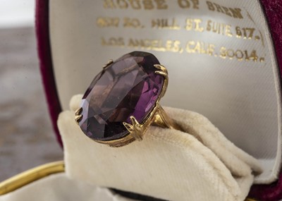 Lot 31 - A 9ct gold gem set dress ring