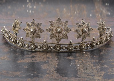 Lot 298 - A 19th century white metal filigree 'Tiara'