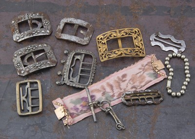 Lot 299 - An early 19th century silver belt buckle