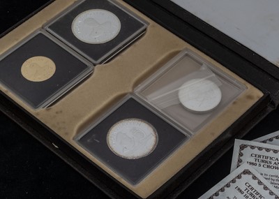 Lot 325 - A 1980 Turks and Caicos Gold and Silver proof four coin set