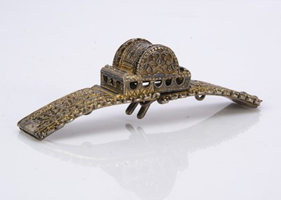 Lot 505 - An interesting Russian niello and gilt belt buckle