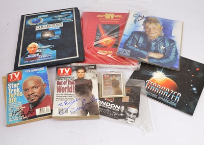 Lot 516 - Star Trek Memorabilia
