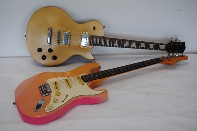 Lot 553 - Electric Guitars