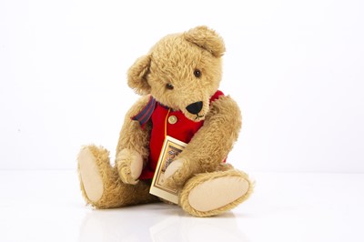 Lot 82 - A Gregory Gyllenship Franz Artist teddy bear
