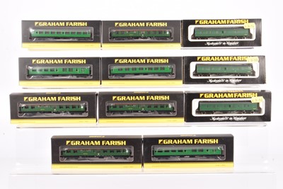 Lot 77 - Graham Farish and Farish By Bachmann N Gauge  BR Southern Region Coaching Stock