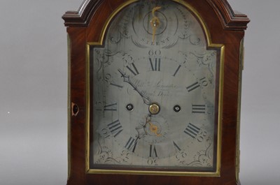 Lot 218 - A late 18th century mahogany bracket clock