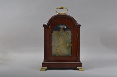 Lot 218 - A late 18th century mahogany bracket clock