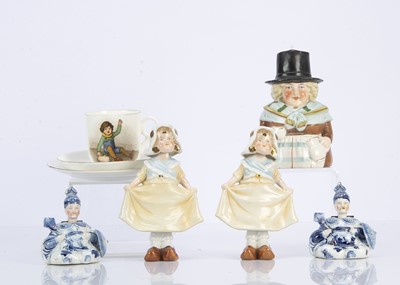 Lot 481 - German porcelain nodders