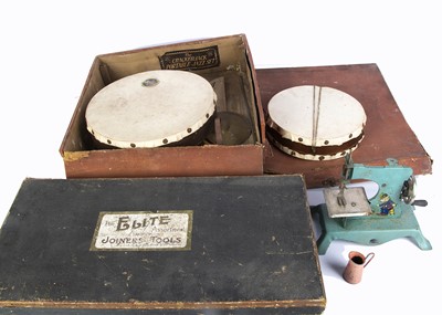 Lot 485 - The Crackerjack Portable Jazz Set