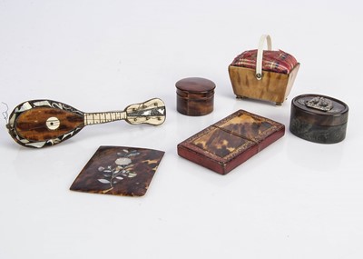 Lot 707 - Tortoiseshell objects