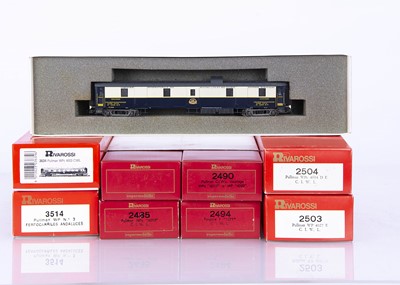 Lot 693 - Rivarossi HO Gauge Compagnie Internationale Des Wagons Lit Coaching Stock