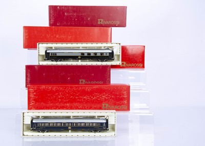 Lot 696 - Rivarossi HO Gauge Compagnie Internationale Des Wagons Lit Coaching Stock