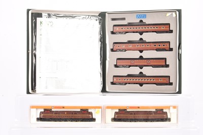 Lot 55 - N Gauge American Pennsylvania Electric Locomotives and Coach Pack by Arnold and Kato