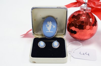 Lot 44 - A pair of Wedgwood Japser ware oval earrings