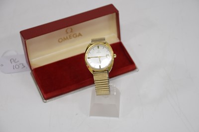 Lot 103 - An Omega Automatic Seamaster Cosmic gilt metal wrist watch