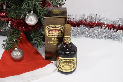 Lot 106 - A bottle of Bowmore Islay Single Malt Whisky