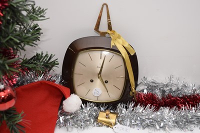 Lot 112 - A c1970s Junghans wall hung clock