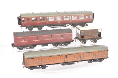 Lot 22 - Kitbuilt 0 Gauge LNER and LMS Coaches and Bassett-Lowke Brake Van (4)