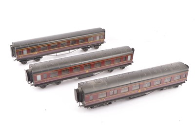Lot 34 - Three Exley for Bassett-Lowke O Gauge LMS maroon Main Line Coaches