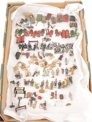Lot 145 - Vintage and Modern 0 Gauge mostly metal Station Accessories including Staff Passengers Platform Fittings and other items by various makers 