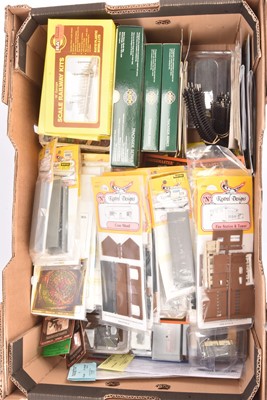 Lot 89 - N Gauge Track Side Buildings Kits and Accessories
