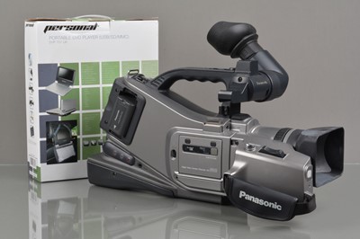 Lot 235 - A Panasonic AG-DVC15E Mini DV Digital Video Camera