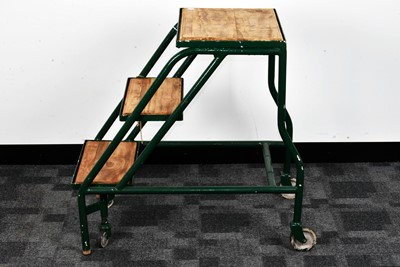 Lot 129 - A set of painted metal and wooden garden steps