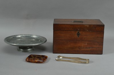 Lot 135 - A 19th century mahogany tea caddy