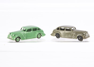 Lot 8 - Dinky Toys 39d Buick Viceroy