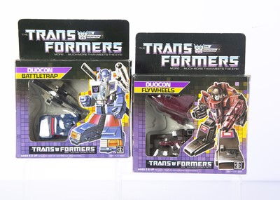 Lot 545 - Vintage Hasbro Transformers G1 Duocon Decepticons