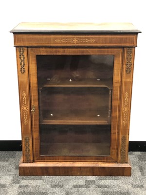 Lot 19 - An Edwardian glazed display cabinet
