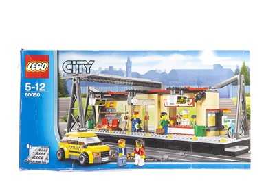 Lot 593 - Lego City 60050 Train Station