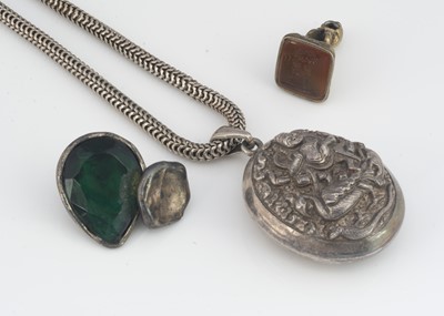Lot 27 - A pinchbeck seal