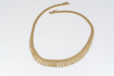 Lot 50 - An 18ct gold Cleopatra style necklace