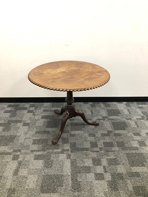 Lot 28 - A William IV Irish mahogany snap top tripod table