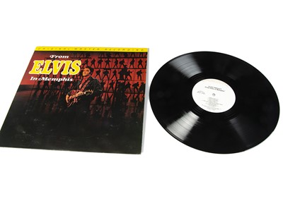 Lot 20 - Elvis Presley LP